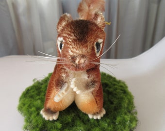 Vintage Steiff Perri Squirrel: Mohair Miniature Toy (1959&#39;s)