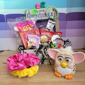 Custom 90&#39;s Mystery Nostalgia Gift Box Gift