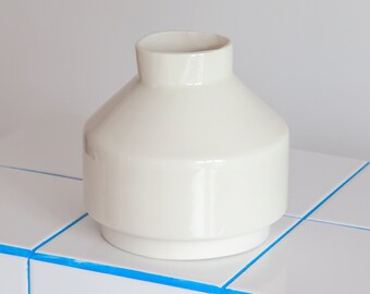 JIO Porcelain Wide Vase