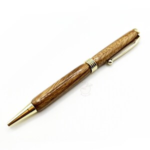 Handgedraaide houten balpen - Zebrawood - Goudkleurige drie ringen | Cadeaus voor hem