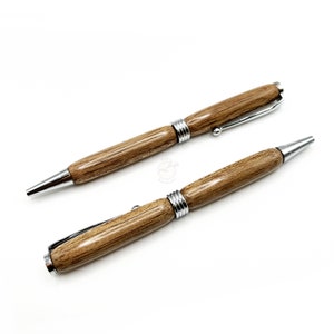 Handgedraaide houten balpen - grenen hout - chroom toon drie ringen | Cadeaus voor hem