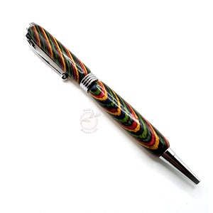 Handgedraaide houten balpen - samengesteld exotisch hout, groene werveling - chroom (3 ringen) | Cadeaus voor hem