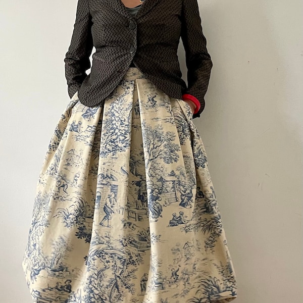 Pleated Skirt with Pockets - Toile de Jouy