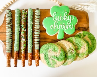 St. Patrick's Day Sugar Cookies: Lucky Treat Bundle