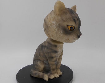bobble head cats