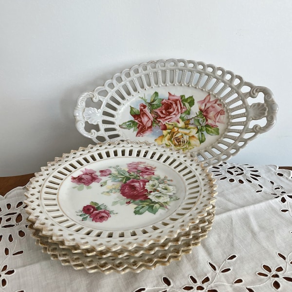 Assiettes et corbeille en porcelaine