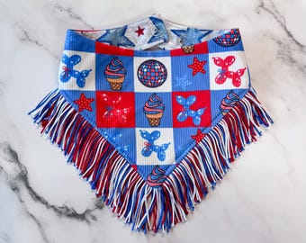 Bandana reversibile pronta per la spedizione: cani patriottici con palloncini/stelle patriottiche BA9