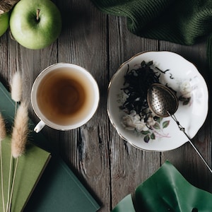 Organic Pine Needle for Tea and Extract Making - healthy tea, natural organic pine needle tea 20grams