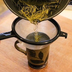 Organic Pine Needle Tea - Pine Needles -Pine Needle Tea -White Pine Needles -Black Pine Needles -Fresh Pine Needle - Dried Pine Needle 250 g