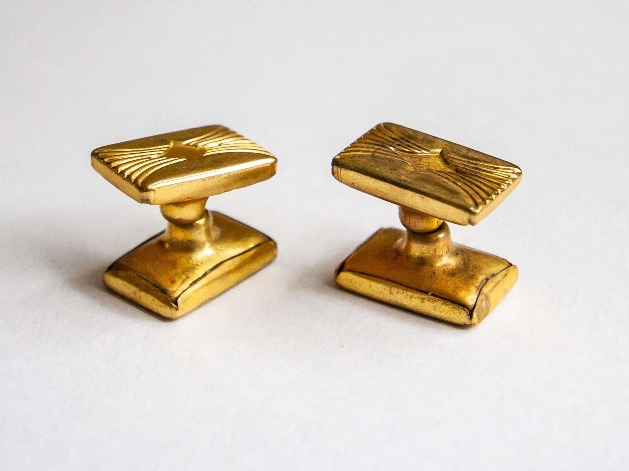 Vintage Gold-Tone Cuff Links with Extendable Chain