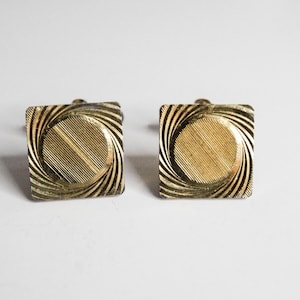 Vintage Gold-Tone Swirl Cufflinks – Art Deco Elegance