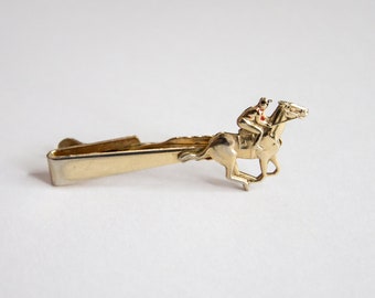 Vintage Stratton Tie Clip con diseño de jinete ecuestre y caballo de carreras, accesorio coleccionable para caballeros de carreras de caballos ingleses