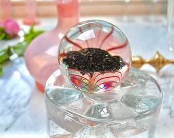 ケイスネス、レッド ミニ ムーンフラワーと呼ばれるガラスのペーパー