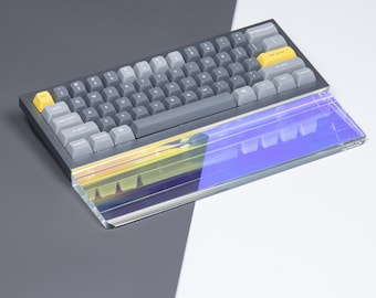 Clear crystal wrist rest keyboard blue Gmmk pro keychron