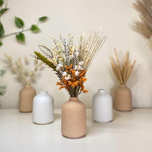 Ceramic Bud Vase/Dried flower bouquet with vase /Mini Dried flower Bouquet/Flower arrangements/Centerpieces/Home Decor/Gift