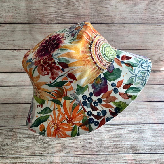 Floral Sun Hat, Ladies Reversible 3 Inch Brim Summer  display picture 2
