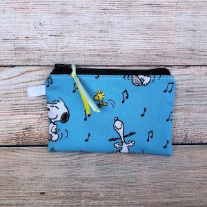 Snoopy Coin Purse, Handmade Reusable Zipper Card Bag, Keychain Wallet, Gift for Child, Dog Theme Small Pouch