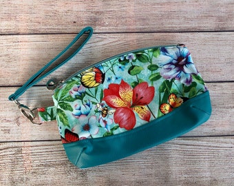 Wristlet Purse - Small Purse with Strap, Clutch Bag, Clematis Wristlet Clutch, Pouch Purse, Ladies Purse, Gift for Her, Ladies Gift