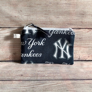 New York Yankees MLB Baseball Team Handmade Reusable Zipper Coin Credit Card Wallet, Earbud Storage, Gift for Friend, Small Organizer Bag