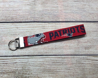 New England Patriots NFL Football Team Keychain, Key Ring Wristlet Strap, Handmade Fabric Wrist Key Fob Lanyard, Football Fan Gift for him
