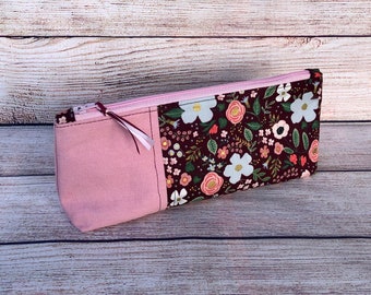 Handmade Zipper Pouch, Small Reusable Cotton Bag, Pretty Purse Organizer, Mom Friend Gift Idea, Gift for Her, Floral Pencil Stationary Case