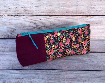 Handmade Zipper Pouch, Small Reusable Cotton Bag, Pretty Purse Organizer, Mom Friend Gift Idea, Gift for Her, Floral Pencil Stationary Case
