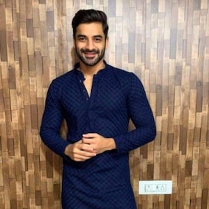 Blue color Chikankari Readymade Kurta, Luckhnowi Chikankari, Men&#39;s Kurta, Casual kurta, Man Kurta Wedding kurta Man Outfit, Kurta pajama set