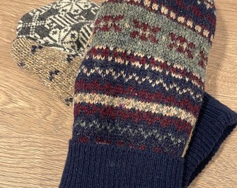Blue and burgundy Nordic Print warm wool upcycled sweater mittens. Fleece lined, cashmere cuff, Fun one of a kind mitts!