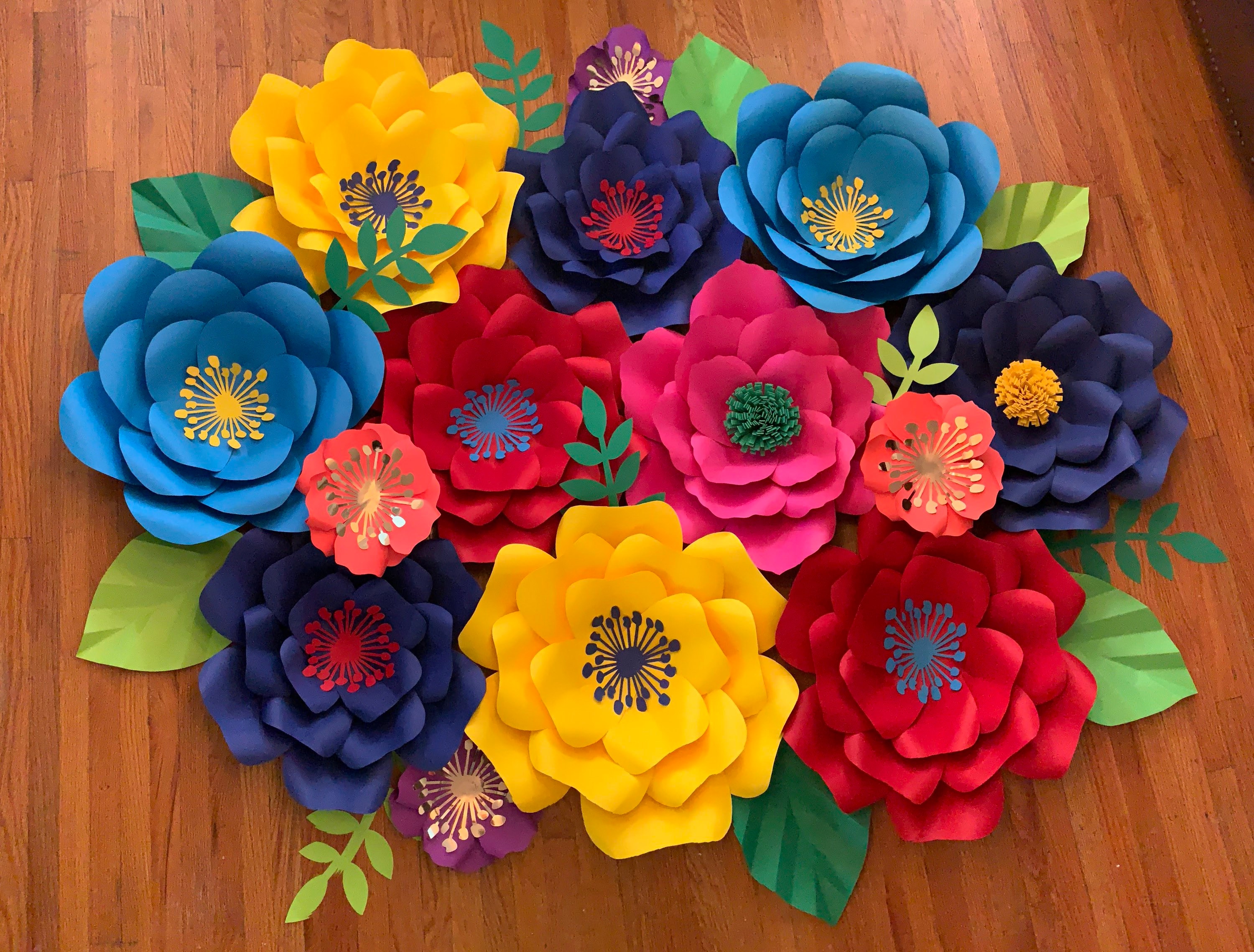 14pc Fiesta Paper Flowers, Mexican Birthday Paper Flower, Cinco De Mayo  Flores, Fiesta Theme, Coco, Frida Khalo, Encanto, Paper Flower 