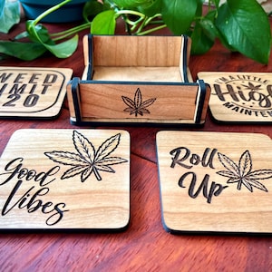 420/Marihuana/Trawa Drewniane grawerowane podstawki z miejscem do przechowywania