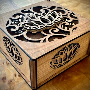 Cherry Lotus Flower Box