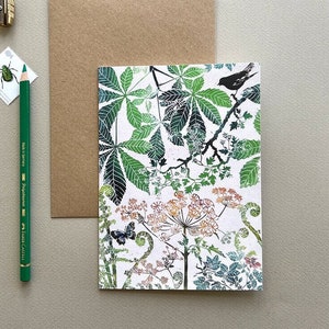 Paardenkastanje bladeren en vogel linosnede print wenskaart en envelop, kunstenaarskaarten door laura Sowerby, kleurrijke botanische linosnede kaart