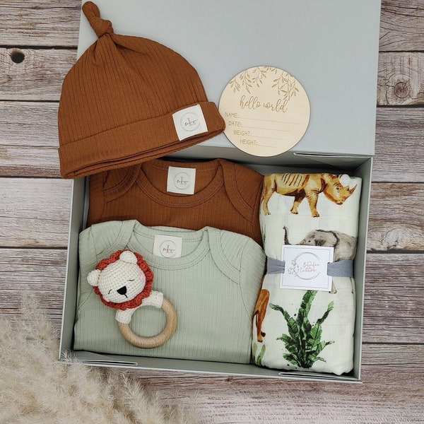 Coffret cadeau personnalisé pour naissance, bébé, coffret cadeau, naissance, cadeau, garçon, body, hochet bébé, torchon, mousseline, rangement