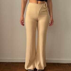 VINTAGE GUCCI Tom Ford SS1997 Cream Flare Trousers Gold Tie Waist Xs