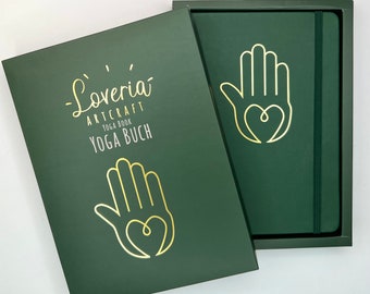 Yoga Buch Buddha Hand grün 192 Seiten Lineatur dotted mit 3 Büroklammern 2 Lesezeichen in Seidenpapier und hochwertiger Geschenkbox Loveria