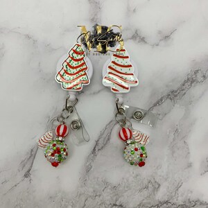 Porta credencial con forma de árbol de Navidad, porta credencial médico, porta credencial festivo, porta credencial clínico, atención médica, porta credencial retráctil, regalo para enfermeras