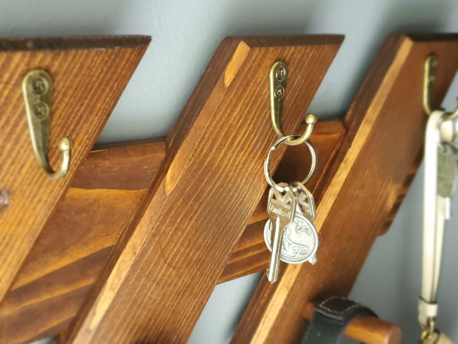 Coat Rack and Key Holder, Modern Rustic Hanger, Entryway Key Organizer ...