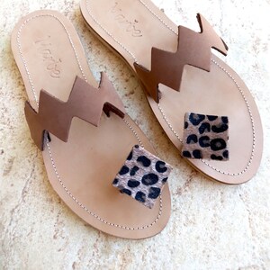 Rhombus sandal / Nubuck leather / Animal print leather sandal / Brown nubuck / Toe ring sandal / Gladiator sandals / Summer Sandals : Semina
