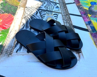 Black / Elegant sandals / Greek leather sandals / Women flat shoes / Sandales cuir femme / Peep toe / Sandales grecques / Zenia
