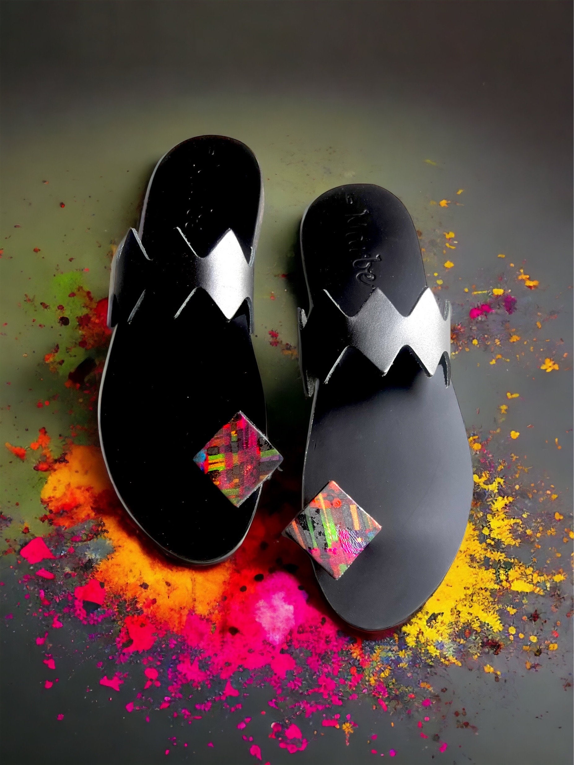 Sandale avec anneau d'orteil, Greek Sandals femme, sandales en cuir, sandales mules, sandales noires, cadeau pour elle, sandales faites main : losange