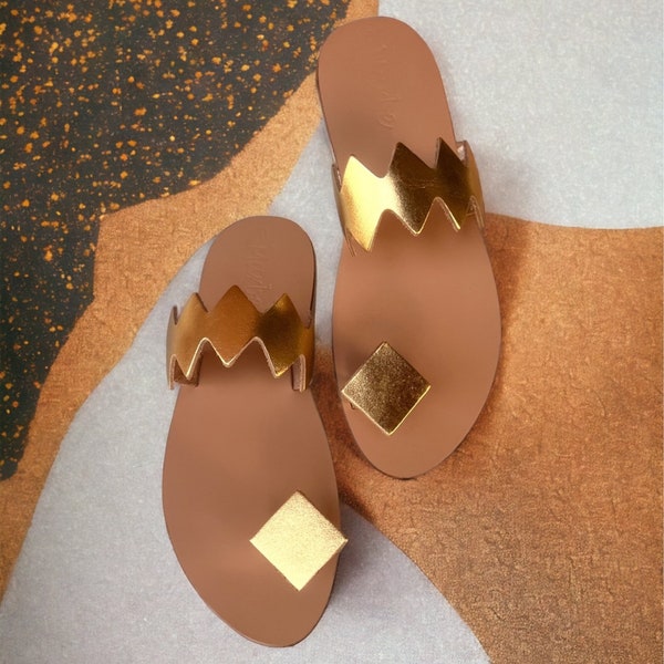 Zehenring griechische Sandale / griechische Sandale / griechische Damenschuhe / flacher Schuh / griechische handgefertigte Ledersandalen: Gelbgold Rhombus