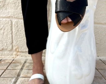 Scarpe in pelle da donna, sandali in pelle, sandali greci, scarpe estive, sandali con punta aperta, sandali con cinturino, Marbe Workshop, su misura: Chloe