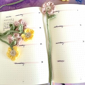 Flower Crochet Bookmarks