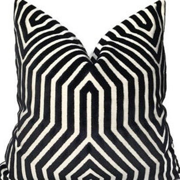 Schumacher Vanderbilt Velvet Pillow Cover in Noir, Black Pillows, Chevron Velvet  Pillow, Decorative Pillows