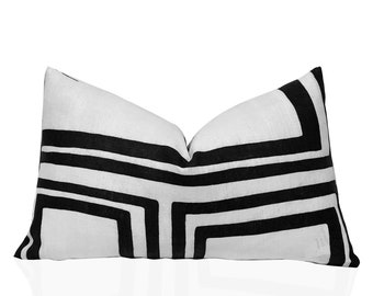 Schumacher Large Open Boxes Pillow Cover in Black, Decorative Throw, Bed Pillows, Accent Pillow