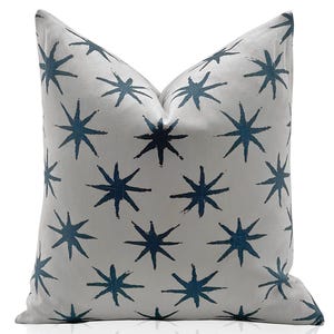 Peter Dunham Starstruck Kissenbezug in Indigo Blau, dekoratives Kissen