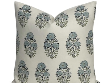 Mughal Blumen Kissenbezug in Monsoon, Designerkissen, Dekokissen, Lisa Feines Kissen 20x20