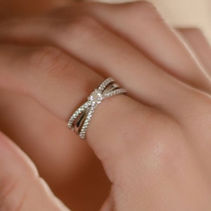 Round Shape Natural Diamond , 0.20 CT Estate Ring , Solid 18k White Gold , Estate Ring Hand Made