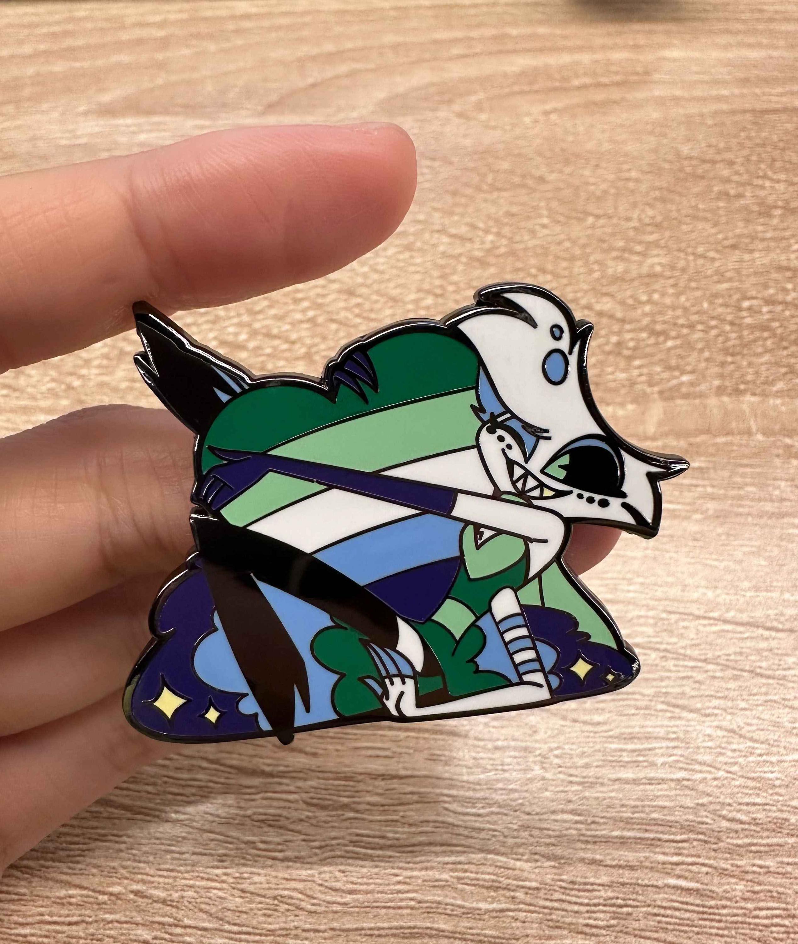 ハズビンホテルプライドエナメルピン - Etsy 日本