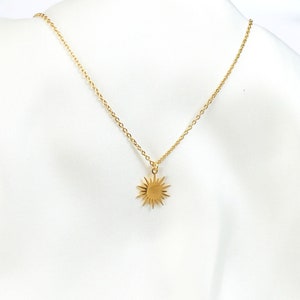 Women&#39;s stainless steel necklace / round medal pendant necklace / chain necklace / gift necklace for her